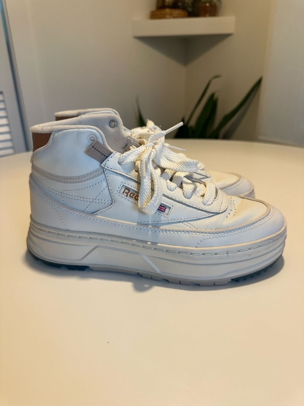 Reebok Club C Geo Mid Weathered Beige Size 7